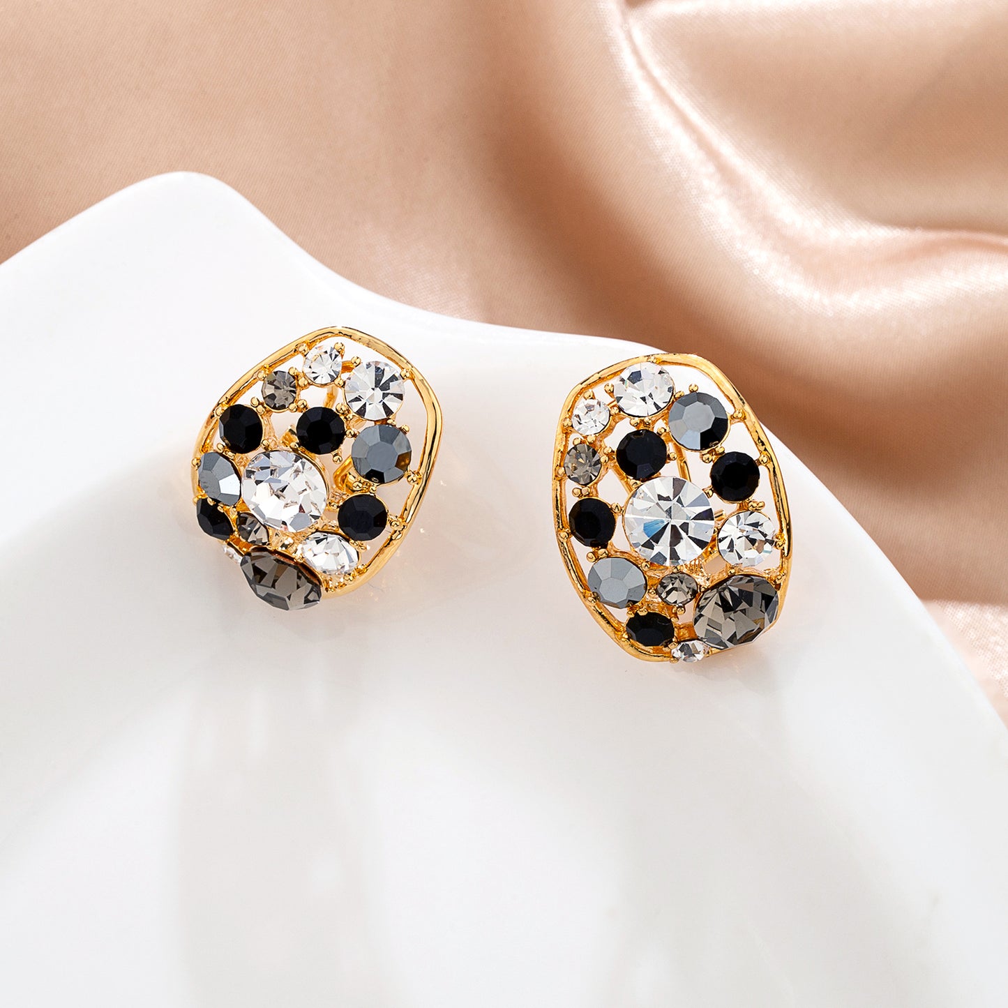 Boucles d'oreilles ornées