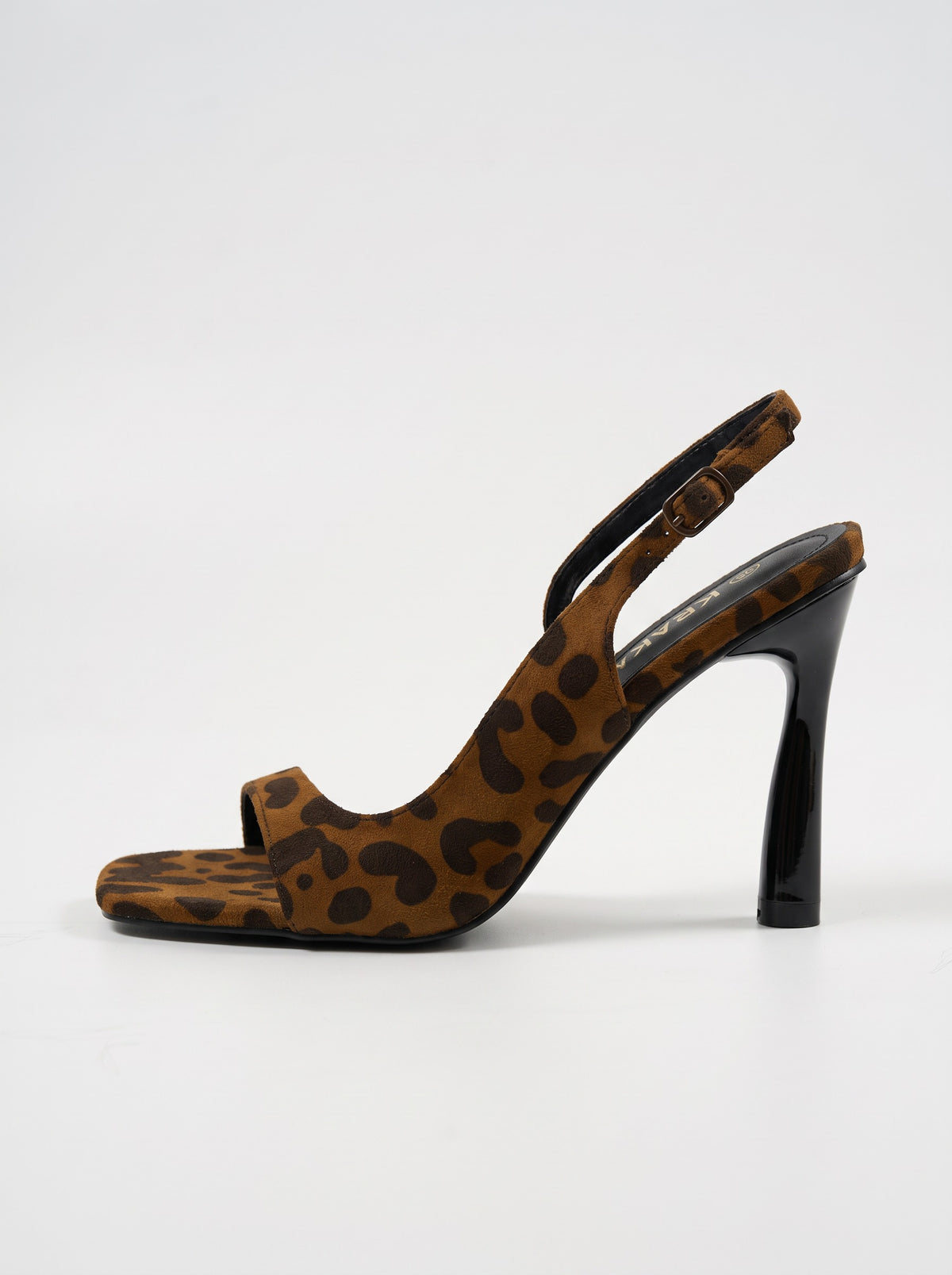 Sandale Talon Aimeria coloris Leopard vue de profil