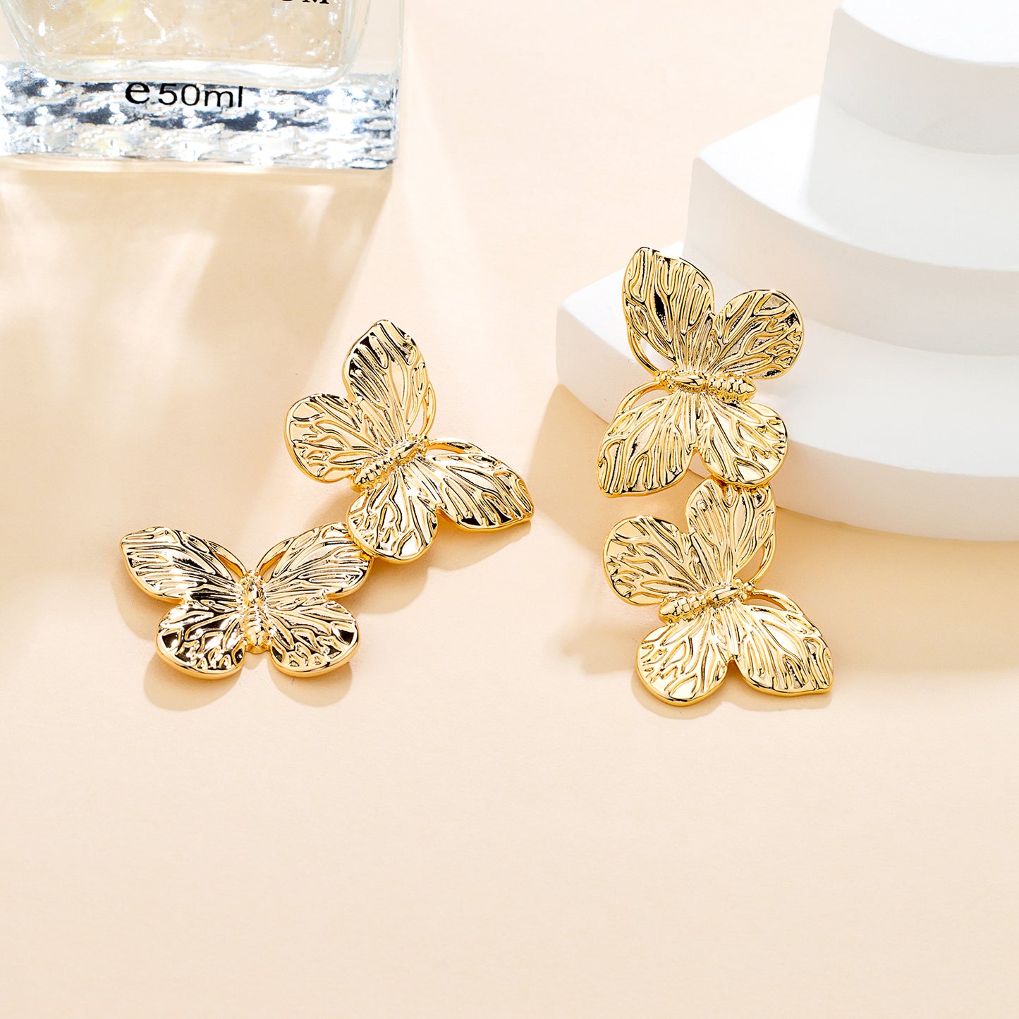 Boucles d’oreilles pendantes dorées
