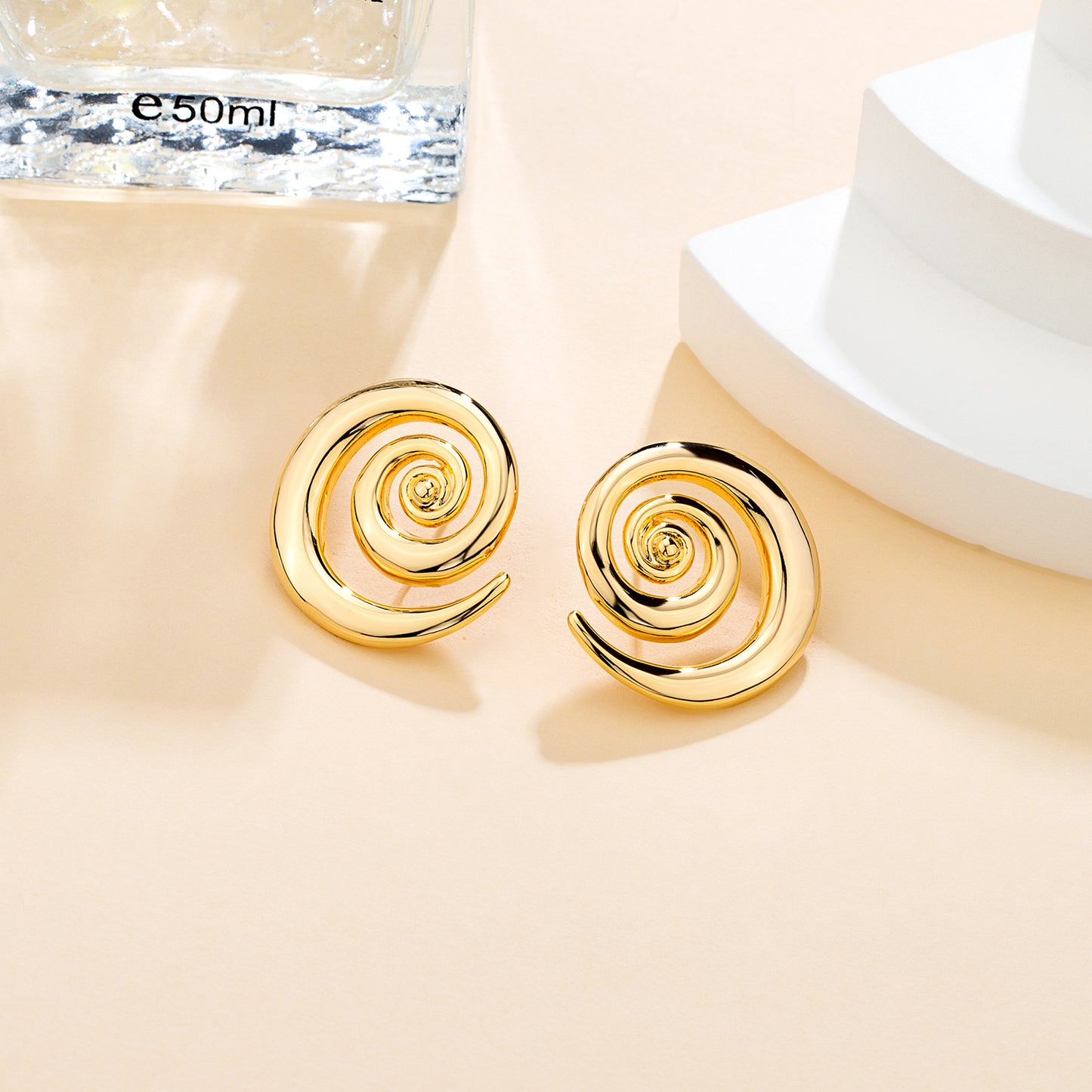 Boucles d’oreilles texturées dorées