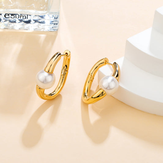 Boucles d’oreilles minimalistes dorées