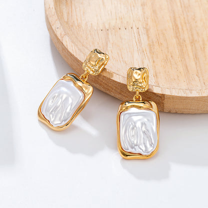 Boucles d'oreilles dorées nacre rectangulaire