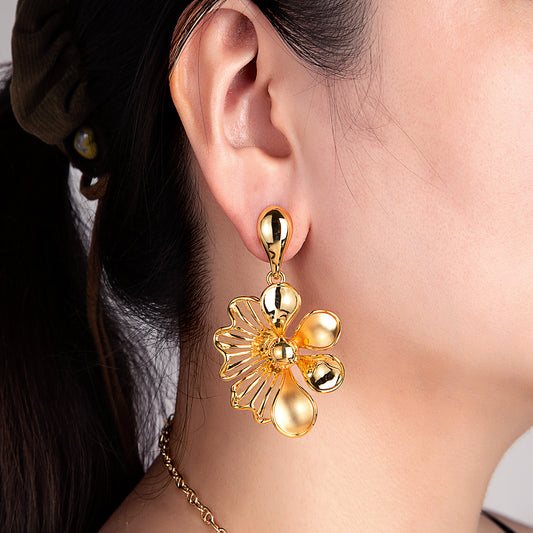 Boucles d'oreilles fleurs dorées
