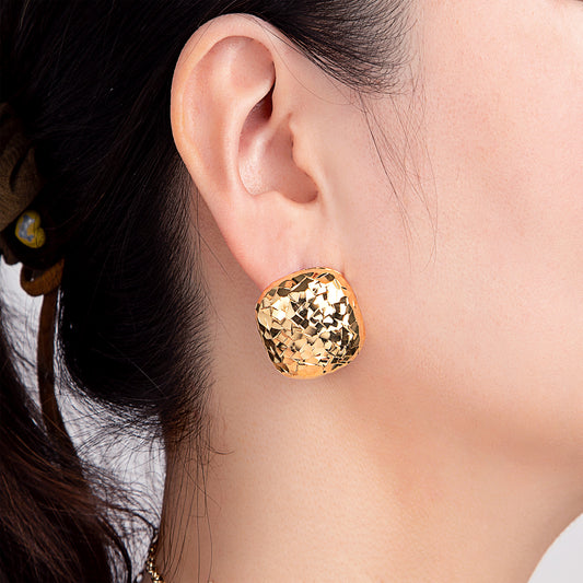 Boucles d'oreilles dorées facettées