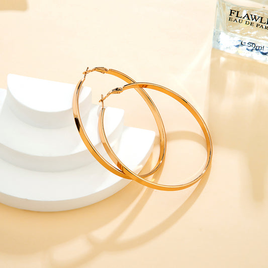 Créoles dorées – Anneaux lisses classiques